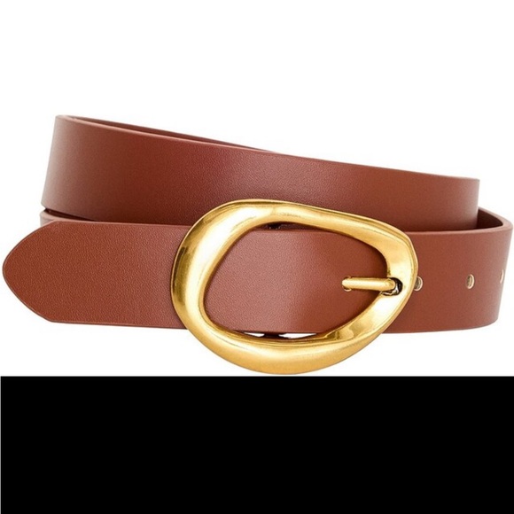 Good American Accessories - Good American Brown Leather Belt with Gold Buckle
